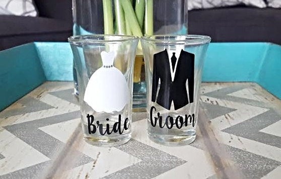 The Bride and Groom Shot Glasses - love-in-the-city-shop