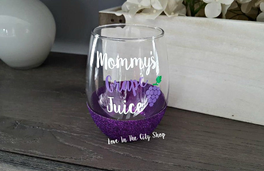 Mom Juice Wine Glasses on